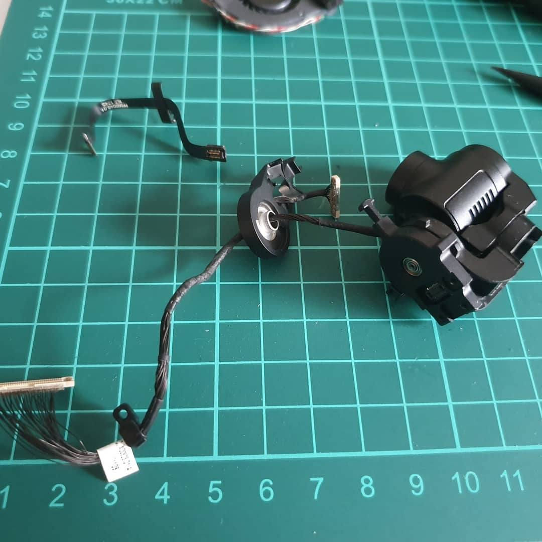 ***********
***********
