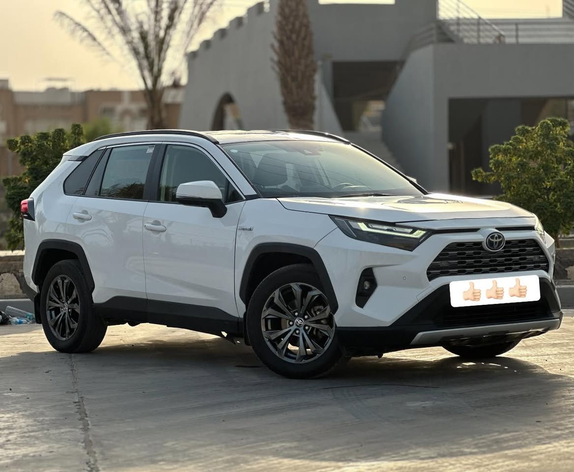 سلام عليكم
تيوتا راف فور 2023
السيارة وارد 
هايبرد بانزين 
السيارة بدون حادث بيها 3 قطع كلير جاملغات وبنيد
وهذا رقم الشاصي مابيها صور حادث 

JTMRW3FVX0D158977

مواصفات معروفة السيارة مكانها نجف
السعر 198 وبيها مجال بسيط 
***********

السيارة رقم بغداد بأسمي
