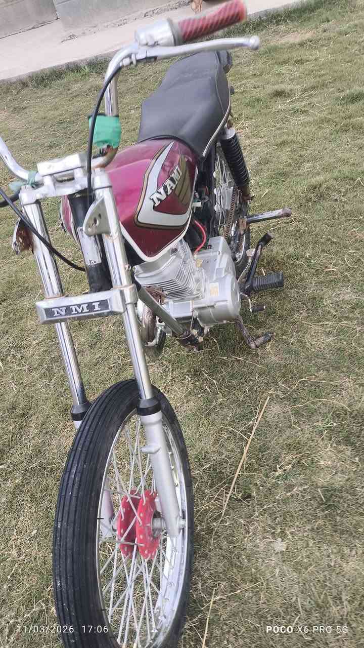 اسلام عليكم دراجه اللبيع نامه شلامجه موديل 25 كلك متوازي البيع السعر 450 وبيهه مجال
 الاتصال *********** أو مراسله الصفحه
