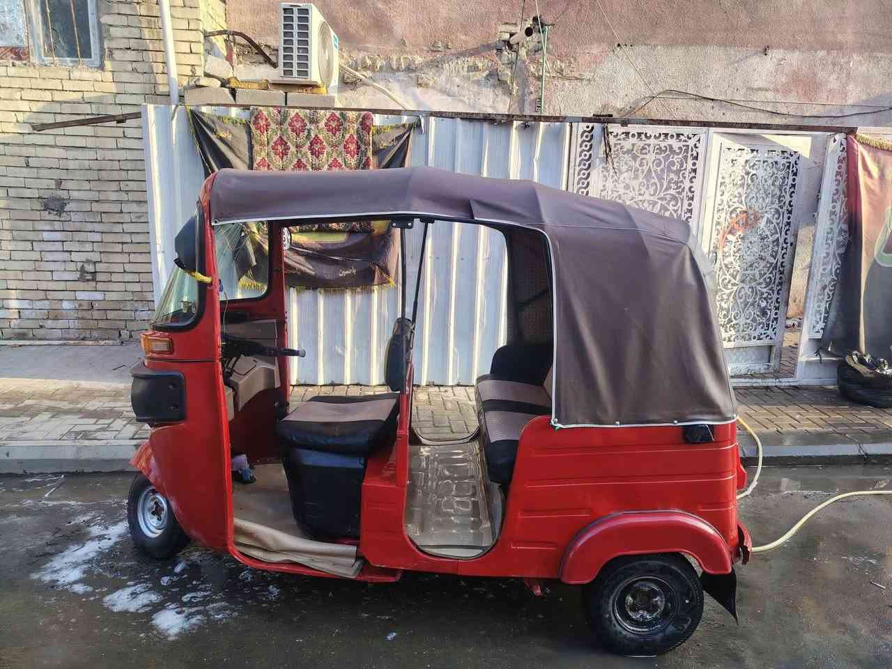 ت
تكتك لبيع مديل 2018مرقم بيه مكينه عشرين عارضه 45000وبيه مجال العنوان مدينه الصدر***********
