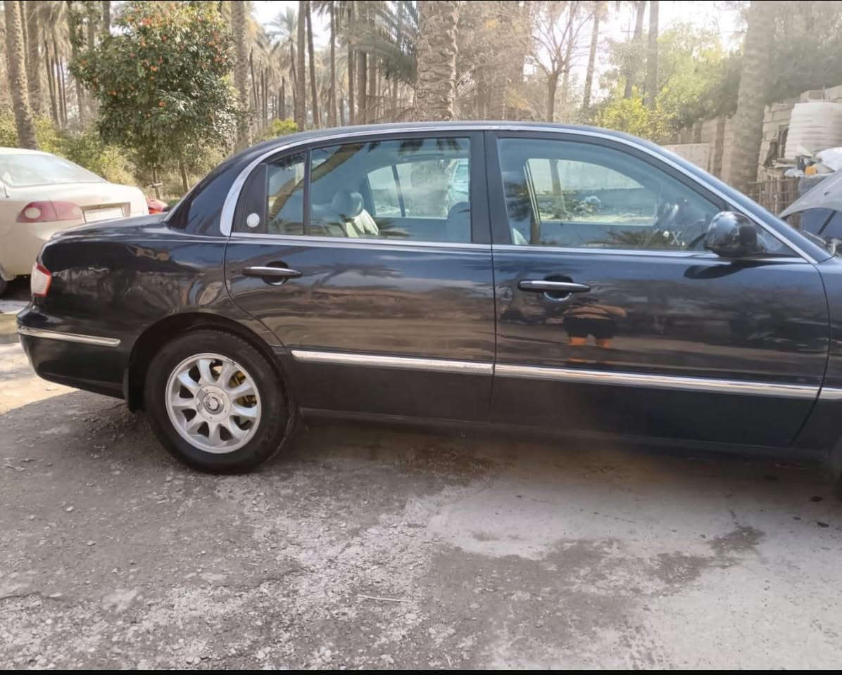 من رخصت الادمن كيا ايبروس 2004رقم أربيل دولي باسمنه بدون صبغ السياره حلوه ونصبه امراوس فقط بسياره وانطي فرق هاتف ***********
