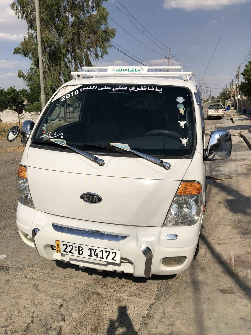 كیا 2010مەكینەكارەبایی
مەكینە نوێ تازەبەتەواوی گۆڕیومە

شانسی بەشەرت  بەس یەك بست سبوغ

شەش تایەیی نوێ تایلەندی لەژێرە

تەبرید گەرم و سارد 

مەكینە گێڕ  ئەكسل بەشەرت 

سەنەوێ نوێیەتا 2031
***********
