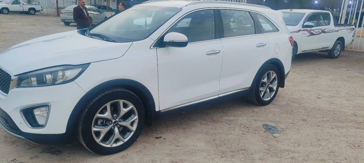 السلام عليكم للبيع سورنتو خليجي موديل 2016 رقم سليمانيه بأسمي بيها قطعه وحده صبغ محرك 2400دوش اربعه سلندر تبريد 3قطع تحكم استيرن جهتين كشن السايق كهرباء مري كهرباء واشاير بالمري السياره جديده وخير من الله كير محرك مكفولات تبريد ثلج السعر 166 وبيها مجال حك الجيه مكاني بالدجيل للاستفسار *********** بغداد, العراق
