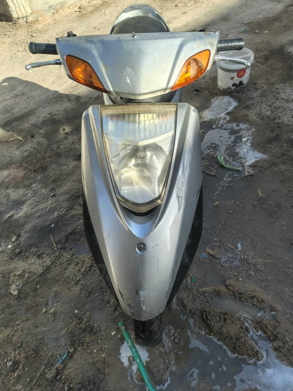 السلام عليكم
دراجه ابريز للبيع 
الدراجه نضيفه 100‎%‎
مكاني بغداد  صليخ السعر 700 وبيهه مجال
***********
