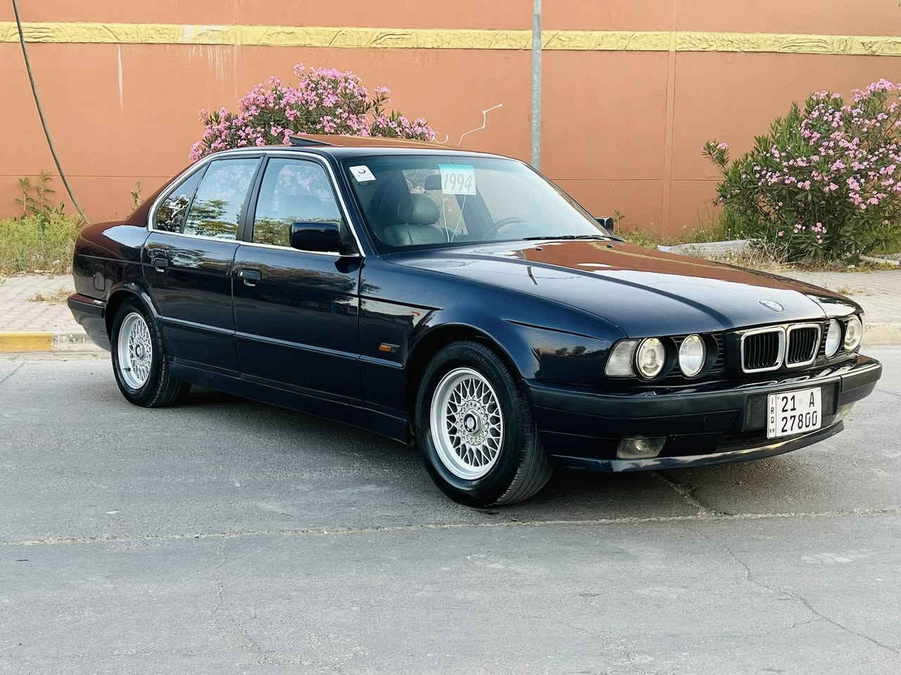 للبيع بي ام موديل 1994  بدون ضربه سقف سلايت طكتين يشتغل كشنات جلد كير اتوماتيك بلادي أربع تاير ويل جديد مشدود رقم جديد سنويته جديد رقم مميز حلوه الماني كهربائية شغل كامل حجم سياره 520 اصل بليته سياره مالجني تبريده بي نقص مكاني كركوك سعره سياره 60 ورقه بيع سريع ***********
