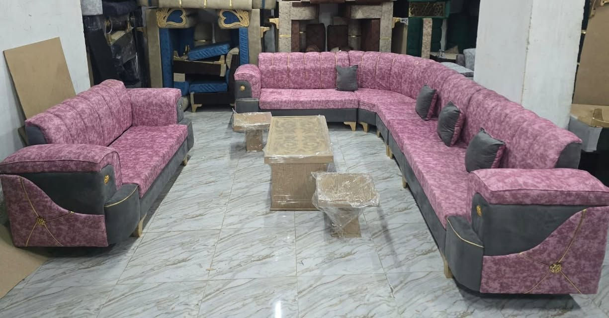 ⛔️ عرووضنا مستمررة 💥طقم كنب9أشخاص وصنددوق ⛔️ بس ب😍#مليونين_و350 ألف طقم كنب مع 🎁طاولات هددية🎁
📲لحق حالك واحجزز :
🛑الطقم المميز والاكثر طلب
😎#طقم #كنبايات9أشخاص
🔴#المواصفات: 
 ✅  خشب شوح
✅#سفنج ع 12سم. ممتاز اول
✅#قماش مرمرة مخمل
✅#صندوق 😍
✅#الطراحة متحركة مذودة بسحابات لسهولة الغسيل🌙
# قواعد لوكنز لون الدهبي  

📛#أستلم نفس الطقم يلي بالصوره
👈 التواصل والاستفسار مسنجر 💥


**إذا كنت صاحب هذا الإعلان وتريد حذفه لأي سبب، رجاءا أرسل رسالة إلى الدعم الفني**