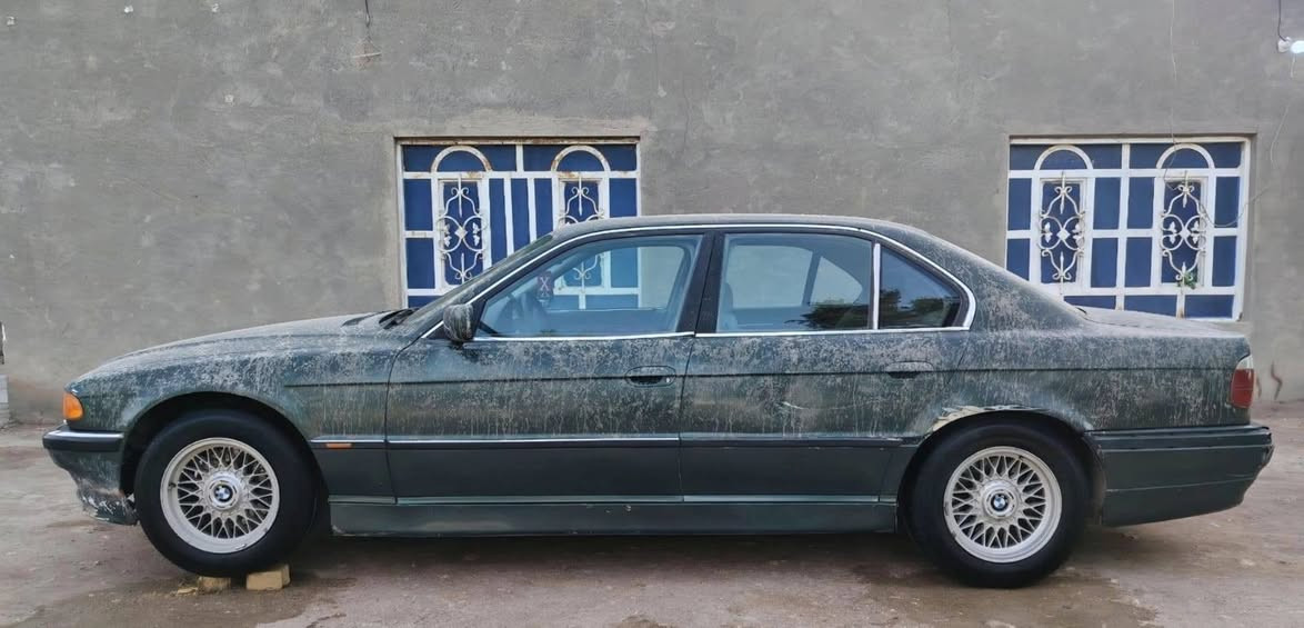 السلام عليكم 
للبيع BMW خفاش V8 730i 
مديل 1995
مكينه وكير وحداديه خير من الله
مكفوله مداور رقم سليمانيه مميز (شرط مداور مو وكاله) 
السعر 55 وبيها مجال 
مكان الديوانيه 
الرقم ***********
ابويامر الميالي
