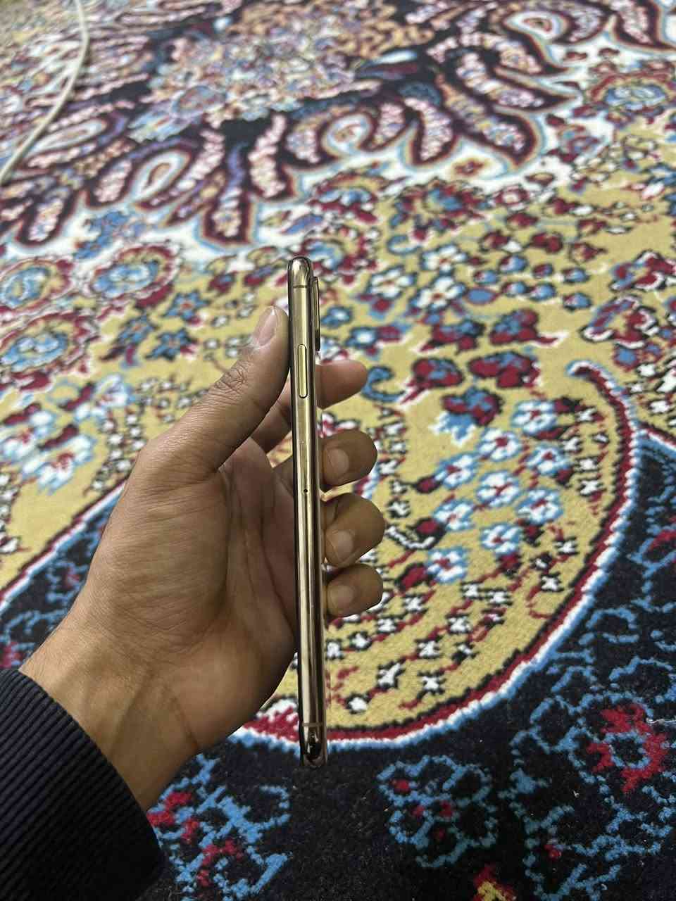 سلام عليكم البيع ايفون اكس اس ماكس ذاكرة 256 نموذج m  مبدل بطاريه 100  فقط الجهاز كله شغال مابي اي عطل فيس ايدي متوقف  والضهر مفطور كامرات نت اتصال كله شغال 
السعر 125 بي مجال 
ديالى بعقوبه التحرير 
***********
