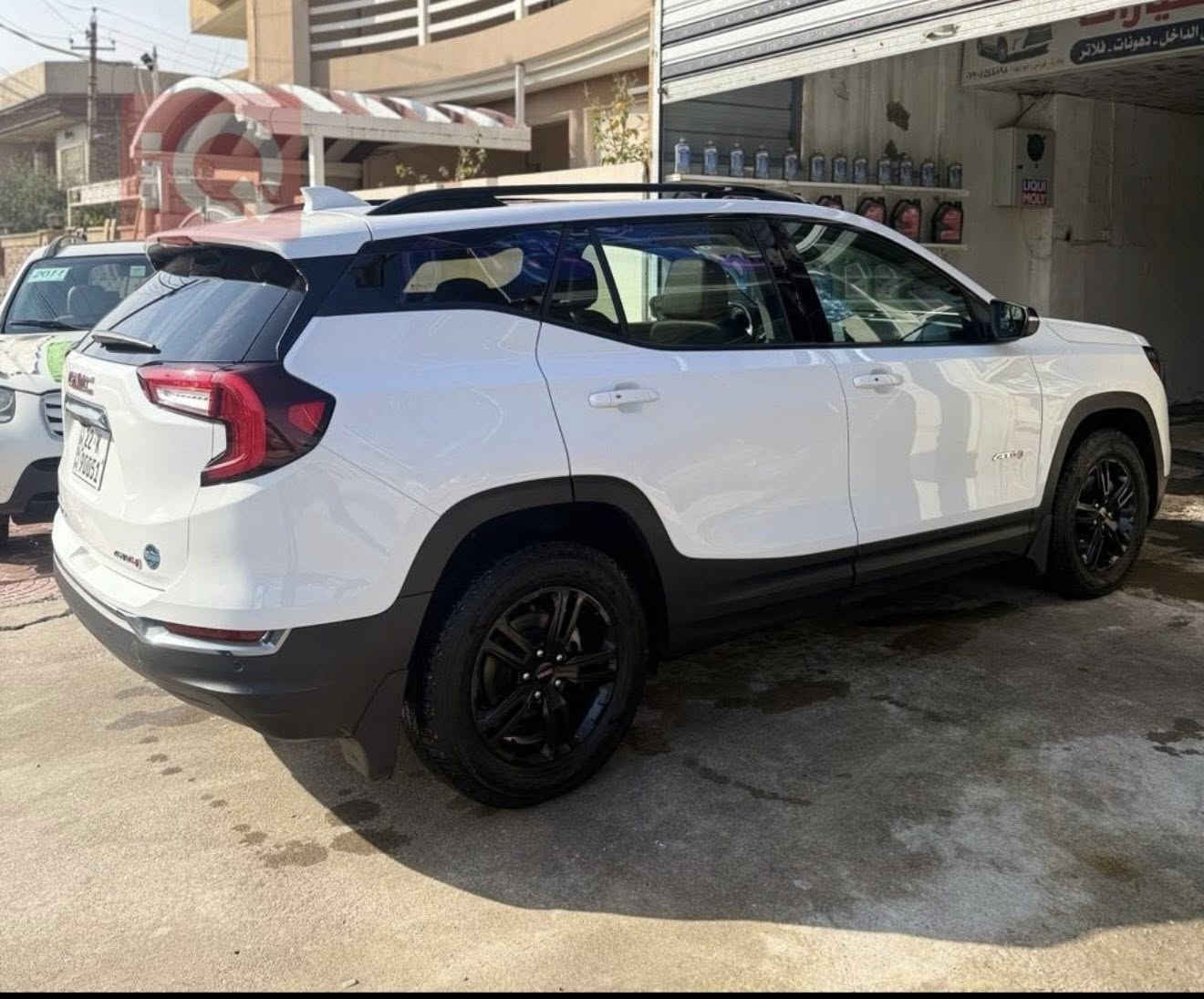 𝐆𝐌𝐂 𝐓𝐄𝐑𝐑𝐀𝐈N -2024- AT4

‎جي ام سي تيران AT4 موديل : 2924

اللوان : ابيض

عداد المسافة : 33 الف ميل

‎حجم المحرك : 1.5L TURBO (4،سلندر)

‎المصفات : AT4
 
‎فول فول مواصفات 𝟏/𝟏

‎داخل اسود جلد
‎فتحة سقف بانورما
‎داتــــاشــــو
‎شـــاشـــة الكتـــرونـــي 
‎بصمة تشغيل
‎ابواب بصمة
‎تشغيل عن بعد (𝐑𝐄𝐌𝐎𝐓𝐄 𝐒𝐓𝐀𝐑𝐓)
 
‎شاشة دشبول ديجيتال
‎سستم سماعات (𝐁𝐎𝐒𝐄)
‎كامـــيرا
‎هاند بريك بصمة

‎اوتو ستارت (𝐀𝐔𝐓𝐎 𝐒𝐓𝐀𝐑𝐃)
‎اوتو ستوب (𝐀𝐔𝐓𝐎 𝐒𝐓𝐎𝐏)

‎رادار امامي (تحديد مسار)
‎رادار جانبي  (نقاط عمياء)
‎رادار خلفي (التحذير من الاصطدام)

‎حساسات جانبي 
‎حساسات خلفي 
‎
نظام : 𝐄𝐂𝐎
‎نظام : 𝐍𝐎𝐑𝐌𝐀𝐋
‎نظام : 𝐒𝐏𝐎𝐑𝐓
‎كشنات جلد 
‎كشنات كهربائي
‎كشنات خزن+ميموري 
‎كشنات هيتر
‎تحكمات استيرن 
‎استيرن هيتر
‎تبريد مركزي 
‎فورويل (𝐀𝐖𝐃)
‎لايتات 𝐋𝐄𝐃 ليد عدسة زينون بيلادي
‎بيلاجكتور 𝐋𝐄𝐃 ليد بيلادي
‎بكلايتات 𝐋𝐄𝐃 ليد بيلادي
‎
ويل كروم

رقم اربيل 

السيارة باسمي 

‎‏ WhatsApp 
السعر 220
☎️***********

‎عنوان📍موصل
‎‏
