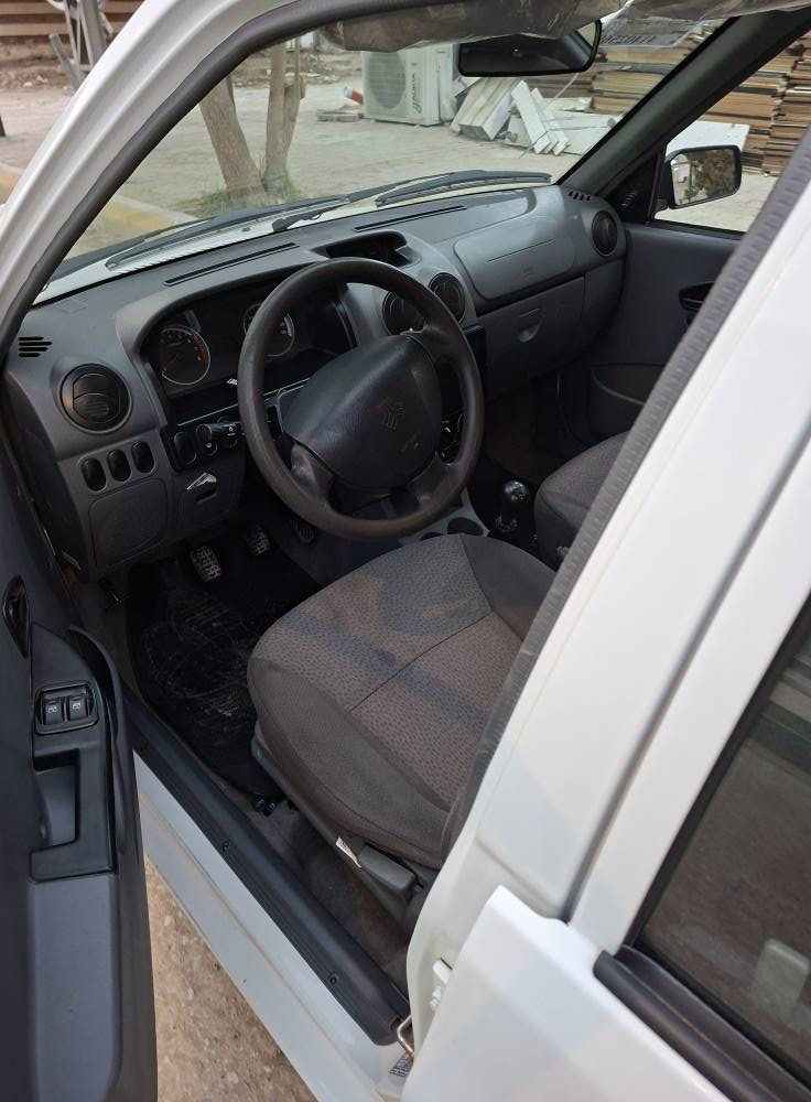 موديل ٢٠٢٤ مكفول سياره على وضع
شركه باسمي توصيل ثاني يوم السعر المطلوب ٦٧ ورقه
***********
