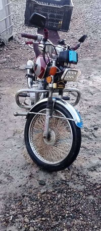 ورحمه الله وبركاته  ماطور تايكر ربعه 4كير البيع نضيف حيل  سعره 450 وبي...