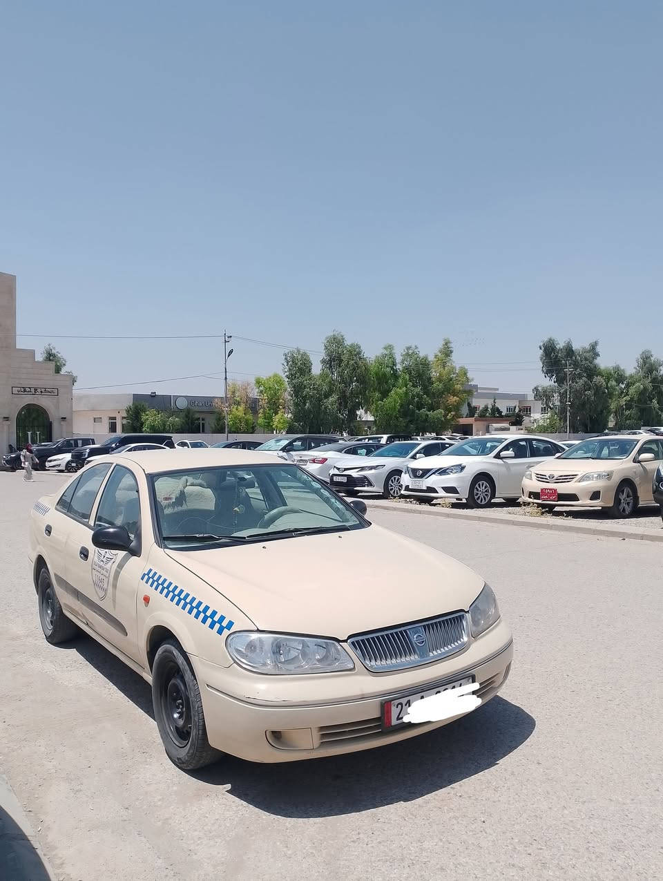 تەکسی بۆ فرۆشتن ٢٠٠٩ مەکینە ١٨ ٣ پارچەی بۆیاخە رەقەمی تازەیە  سەنەوی بەسەرچوو ژینگەی  پێشتری دراوە بۆ سعرو معامەلە پەیوەندی بکە***********
