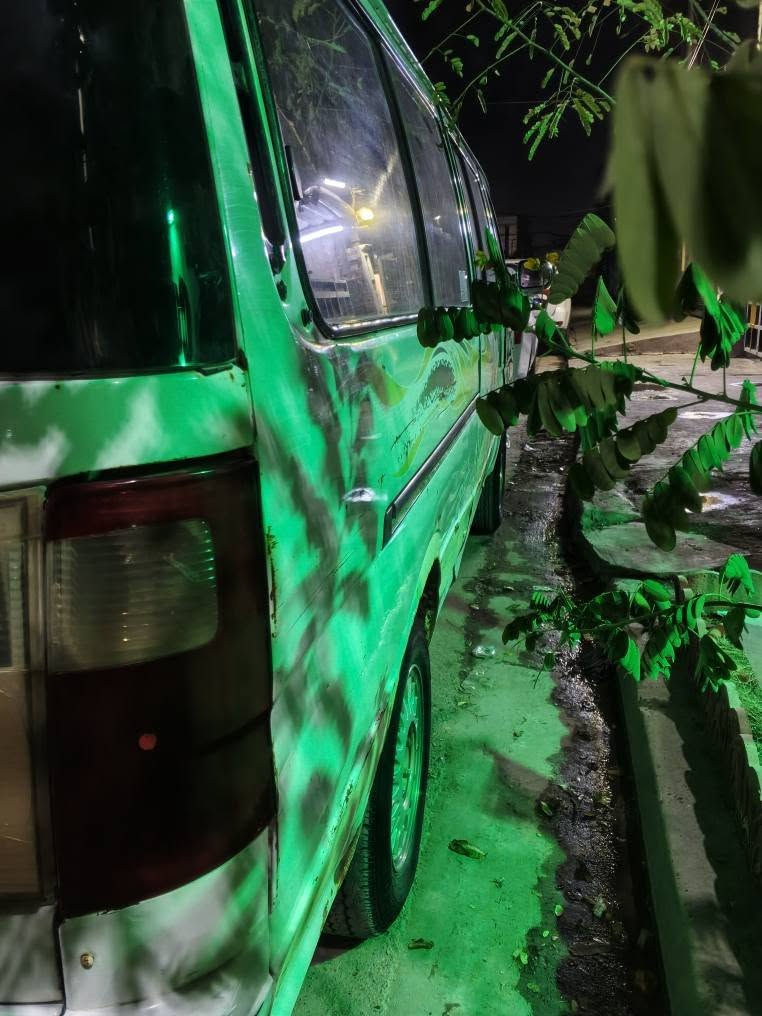 سلام عليكم فتون البيع بدون راعي اتكفل عن سرقه وعشائر 2011 بلاديه محرك بخر اكسن كير مكفول دوشمه نضيفه صدر نضيف تخم تاير كهربائيّة شغال مكاني بغداد شعله قرب مركز شعله السعر 25بيه مجال ***********
