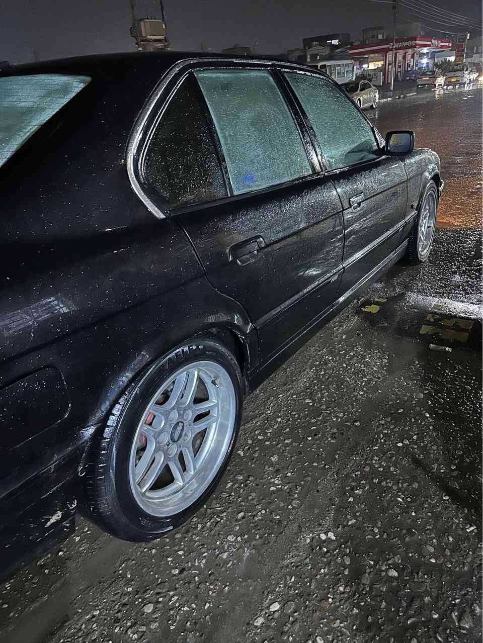 بي ئيم موديل ١٩٩٥فول فول مواسه فات مه كينه ٢٥توماتيك يه ك دينار مه سروفي نيه گيرومه كينه به شه رت ته قه وره قه به شه رت ره قه م باريك  سعري ٥٨وه ره قه و معامه له له هه وليرم *********** أربيل, العراق
