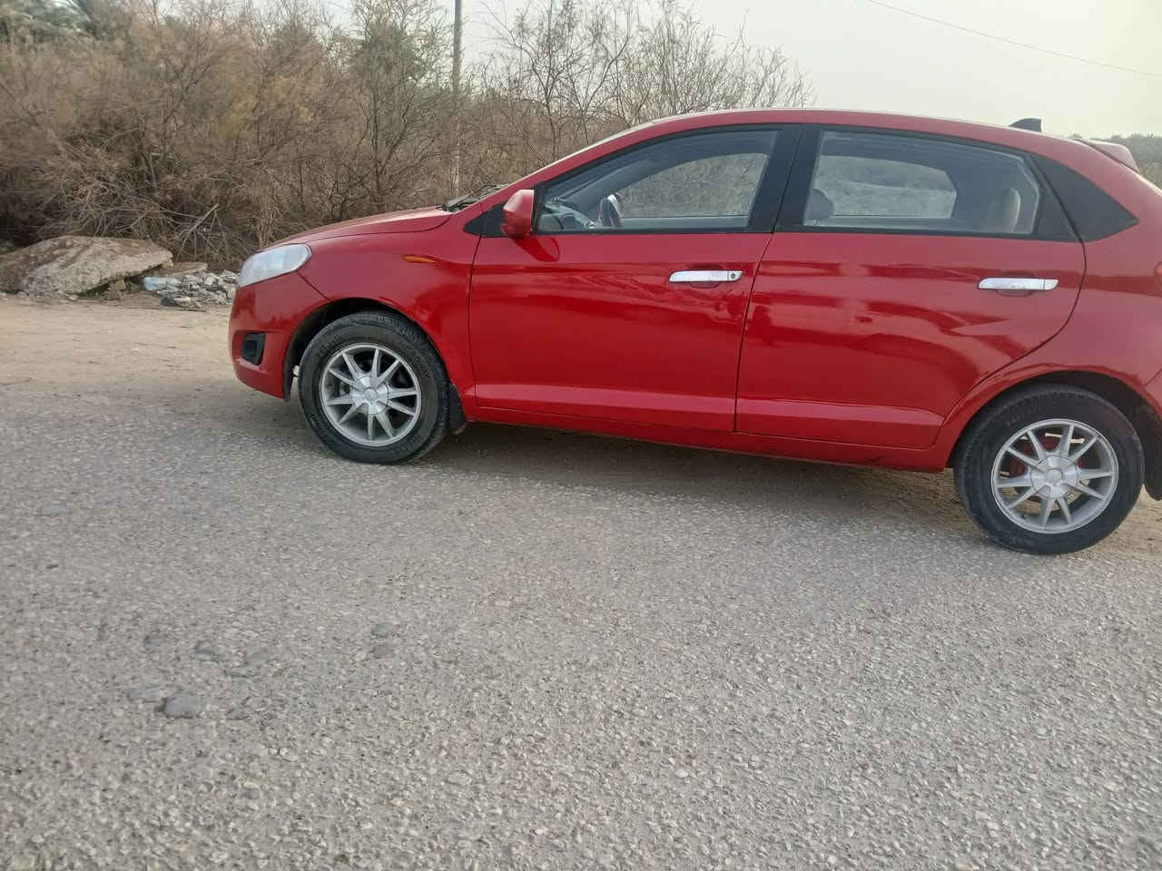 السلام عليكم للبيع فلاوين موديل ١٣ سيارة حلوة ومرتبه كير محرك كفاله صبغته حزام للجمالية لا ضربه ولا بارد ولاشي كلشي بيه شغال تبريد تدفئه كهربائيات سيارة حلوة ومال جناي السعر ٣٥ وبيه مجال الخاص مفتوح  او اتصل على الرقم***********
مكاني بابل ـ الشوملي الطريق السريع محطة انوار بابل
