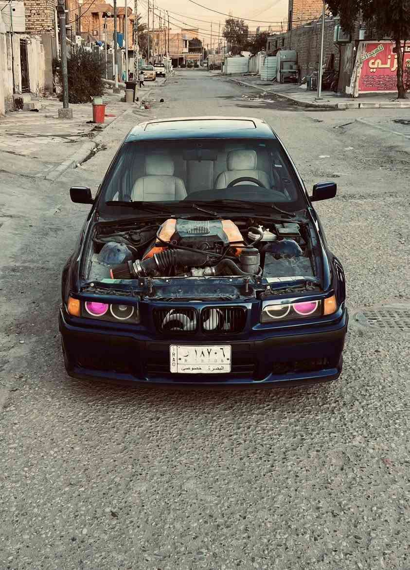 سلام عليكم بي ام F36للبي
مكينه 40
سياره حلوة ونظيفه 
كير مكينه خير من الله جدد
سياره فتحه 
كيرهة نمر رياضي 
تخم تاير
تخم ويل 
كهربائيات شغاله 
تبريد شغال 
سياره معروفه 
نقصهة حداديه فقط 
سياره ما تذب عليهة بس حداديه 
راعيهة موجود يداور 
معروضه ب53وبيهة مجال 
***********
