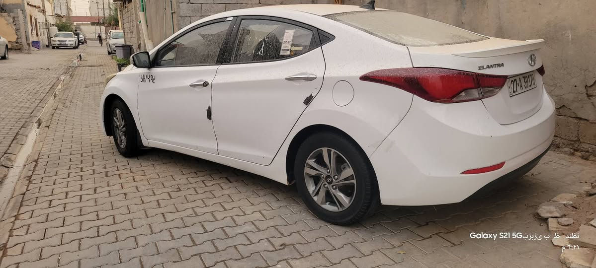 النترا ا خليجي ابيض سياره حلوه وجهازه مكينه 1800 دوش مكينه كير تبريد كفاله سياره بيه جاملغ جه السايق وجاملغ ثاني مبدل بدون ضربه داخليه. وبيه بارد شوف العين سياره بسمي تحويل مباشر السعر 100 وبيه مجال وهاذه رقمي ***********
