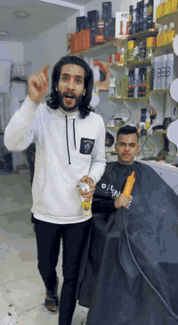 🎉 *عرض خاص بمناسبة رأس السنة!* 🎉 
*حلاقة نبيل ياني* يقدم لك عرض ما يتفوت 🔥
🎁 هدية: غسول بشرة مجاني
✂️ حلاقة كاملة  
🧼 بخار+ تنظيف بشرة عميق 
 شفط دهون ازاله الروس السوداء والبسامير 

وكل هذا فقط بـ *10,000 دينار*! 💥

📅 العرض ساري حد 1/1 
📍 العنوان جزيرة بغداد سياحية نزله كميره 
📞 للحجز:***********

*نبيل ياني – حلاقة بإتقان واهتمام*
