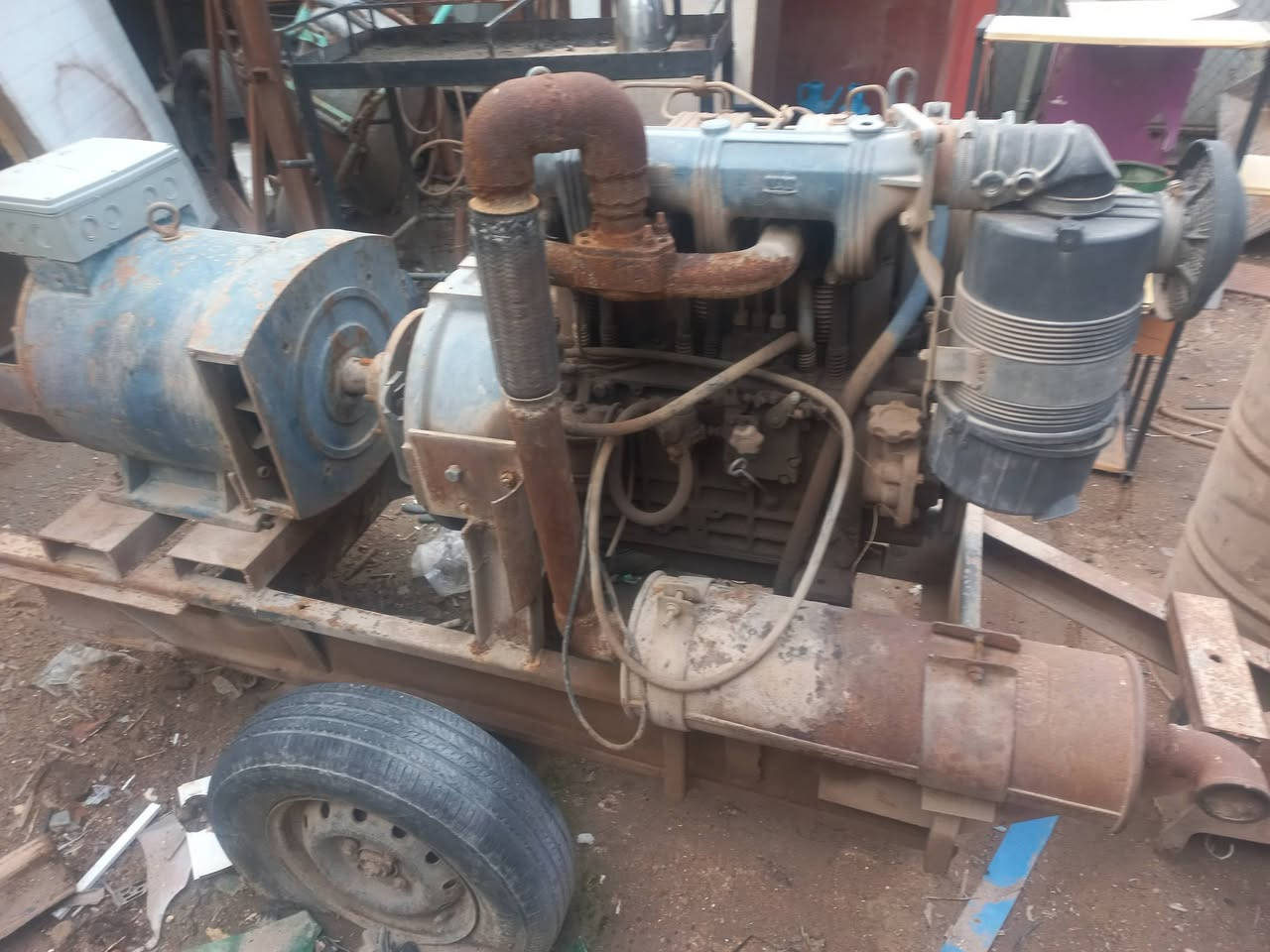 مولد دويز ايطالي للبيع  شغاله مشدود عليه ٤٠ كيفي *********** النجف حي الحرفيين
