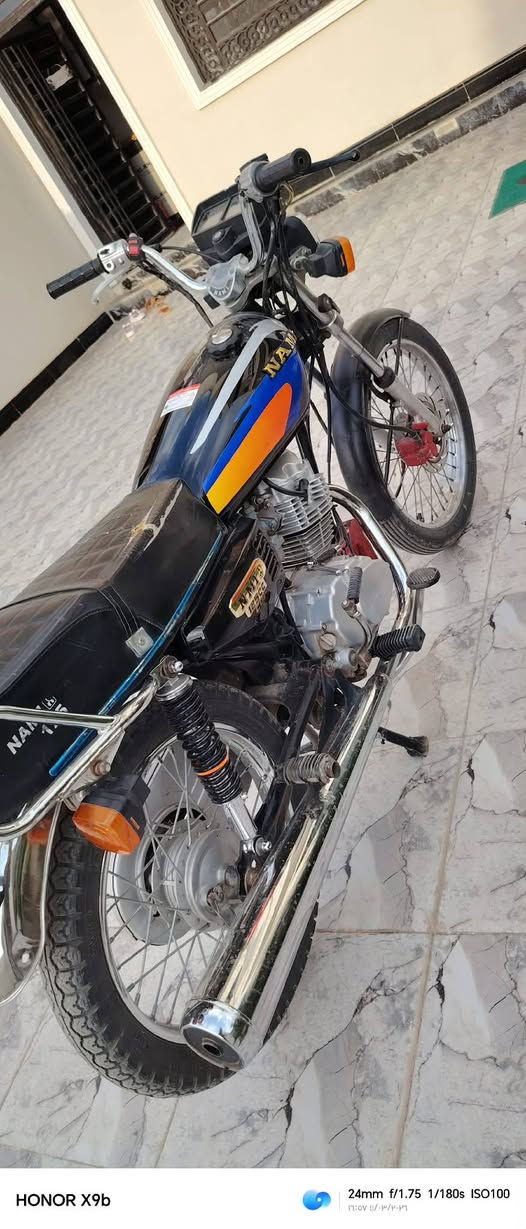 دراجة اربعة كير شاصي 17 تعمير 22 اوراق اصولي للبيع 650 او مراوس بدايوان ماكس  ***********
