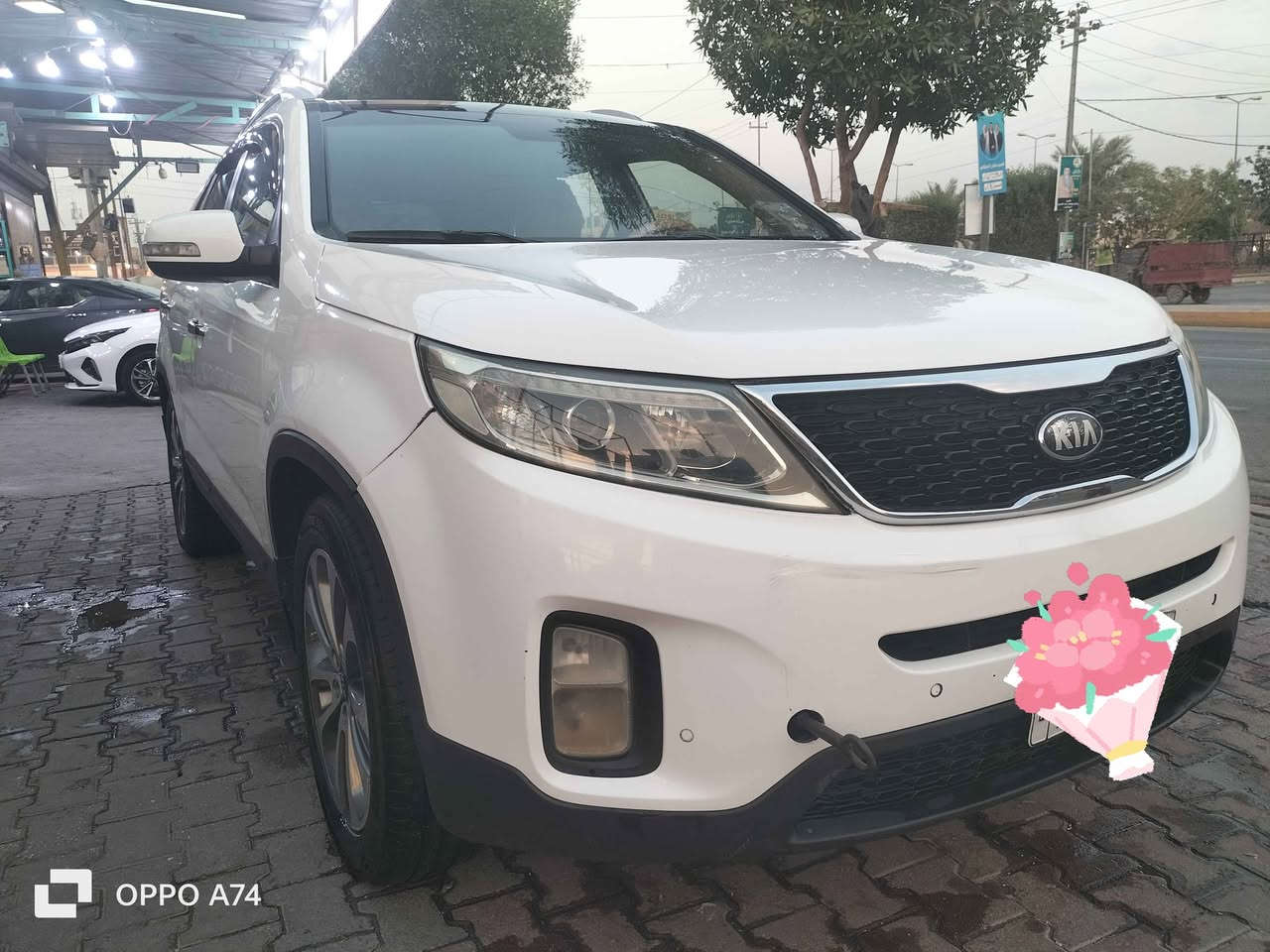 سورنتو 2014 
تشغيل بصمه بصمة ابواب 
إشارة دواسات 
لد ابواب داخلي 
اضاءت يدات خارجي
يدات نيكل 
6 سلندر
7 راكب 
دواخل بيجي
دشبول صاج اسود ملكي
السيارة ماشية 181000
بسمي سنويه وارقام جدد 
رقم كربلاء 
كروز مثبت سرعة وبعد معروف الخليجي
*********** Singapore
