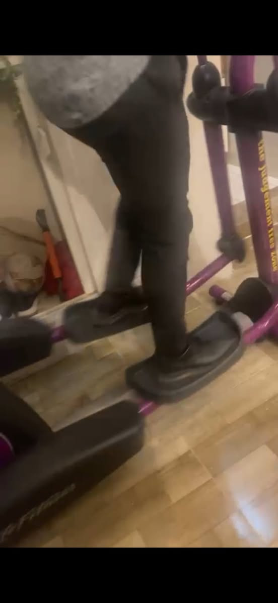 كروس جديد لايف فتنس امريكي اصلي
شرط نظافة 99‎%‎  مستعمل كلش قليل

590 دولار وبيه مجال بسيط
مكاني طوز خورماتو /صلاح دين 

ماسنجر او اتصال على رقمي وعليه واتساب 

***********
