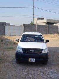 هايلوكس للبيع  2011 فلاحي سعر 150 بي مجال  للستفسار 07816585465