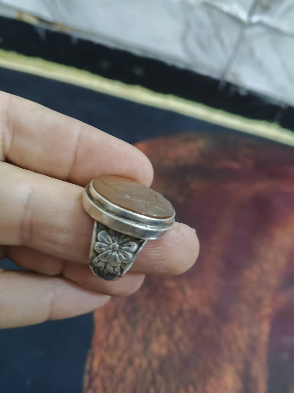 السلام عليكم 
محبس مشمشي زعفران صياغه ثقيله نحت صوره ابو مهدي المهندس رحمه الله للمهتمين نحت درجه اولى


**إذا كنت صاحب هذا الإعلان وتريد حذفه لأي سبب، رجاءا أرسل رسالة إلى الدعم الفني**