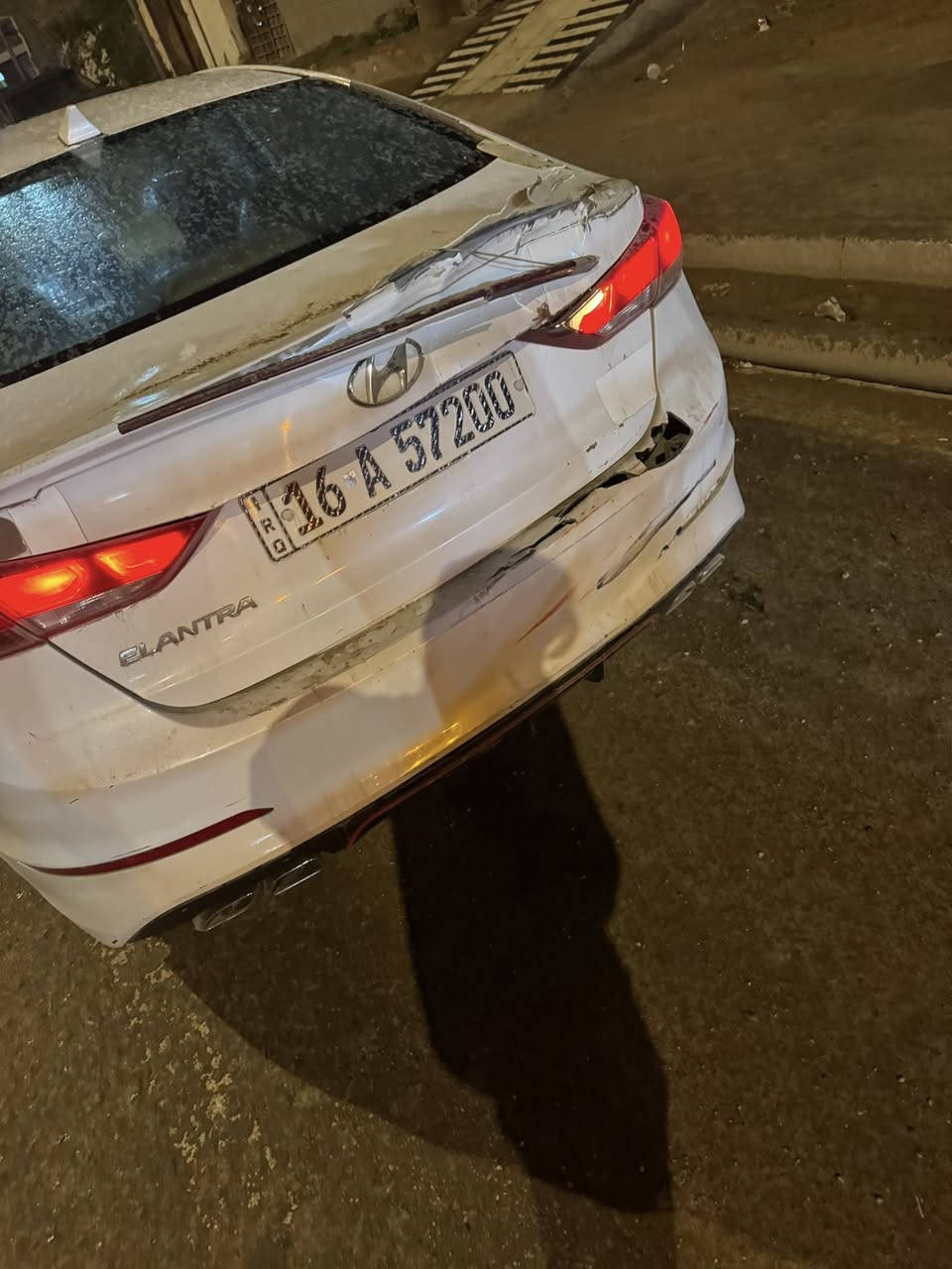 18 وارد امركي بدون اي ضرر صوره امريكا موجوده

وعندي بس قبق الجنطه قبل جم يوم مصلحه وكامله 

السياره محوليه كلها لحد يسألني كلها لو بس قطعه كله محولبه 

مراوس فقط 

***********
