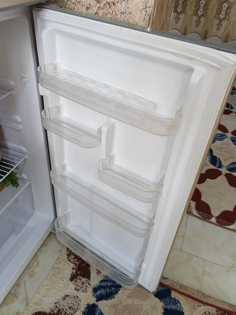 لبيع ثلاجه جديده مستخدامه قليل سعر ٢٣٠  ارتفاعها  ميه وأربعين
لبيع فاره غسل سعر ٦٥  مكان تكريت القادسيه ***********
