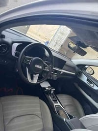 كي 3 موديل 24 فول مواصفات رقم اربيل  داخل ابيض  مري طي  هيتر مري  سياق...