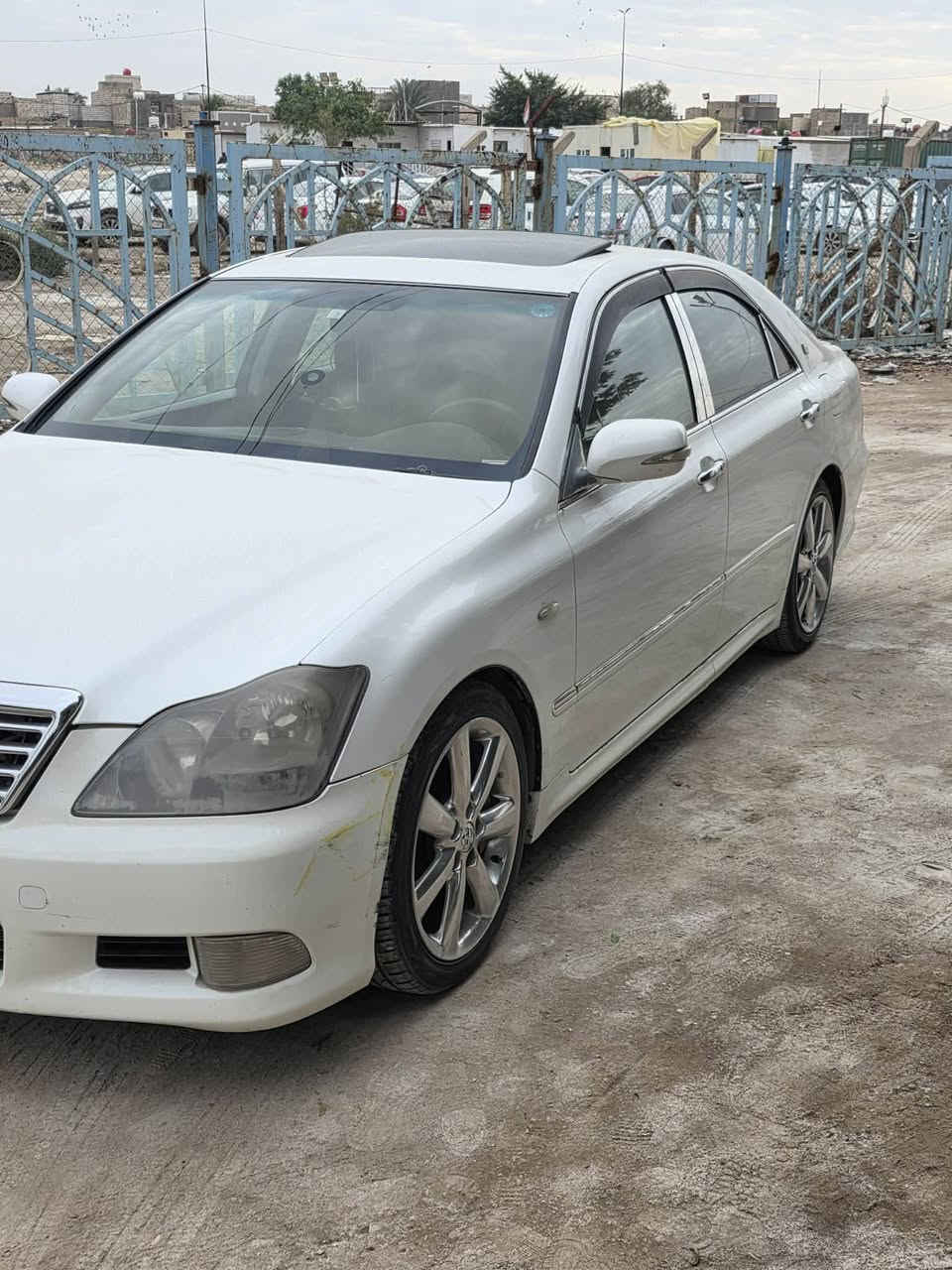 شاهينه ٢٠٠٧ اصل ابيض صدفي جديده شاصي ٨٤ رياضي سبورت بصمه جكساره  مكفوله كفاله عامه تحويره نجف الجوه الفوك امارات يخبل تحويره فتحه فوول اشاير بالمري ويل دنك 
سياره مانقصه شي حداديه تخبل 
ملاحضه / ارقام وسنويه ورقم شاصي مطابق سياره نقل جثة  ابيع هلموجود مالي دخل بكلشي  واكفله من كولشي سرقة عشائر 
المكان / نجف 
السعر ٨٠ مجال جدا قليل حك الجيه
اي استفسار ***********
