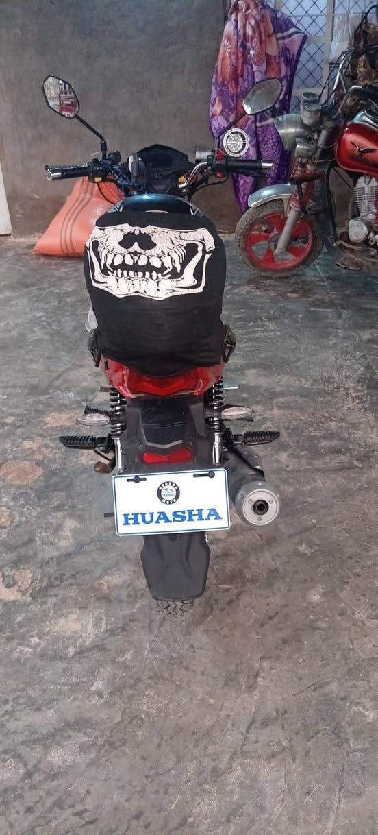 بسم الله الرحمن الرحيم
للبيع ماطور هيوشه 2025بعده علا وضع شركه 
نايلون الشركه ع كشن بعده (مكان البغدادي الجزيره) 
اكثر التفاصيل علا الرقم ***********
السعر 1300وبي مجال
