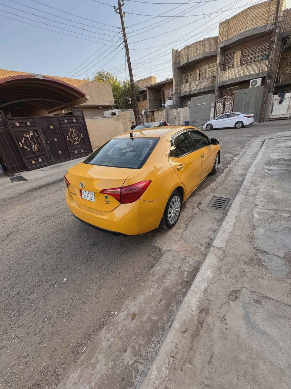 السلام عليكم كورلا موديل 2019 صور الحادث بالمنشور محرك ما مفتوح كير ما مفتوح تخم تاير حداديه جديده تبريد شغال شاشه جبيره اشاير بالمري تحكم ستيرن جيهتين كروز سرعه مكاني بغداد رقم تلفون ***********
