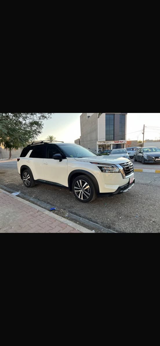 سلام عليكم ورحمة الله وبركاته
NISSAN PATHFINDER

(PLATINUM)
-----------
عداد المسافة 28 mile

💵 (السعر/ 32000 $ ) 

المواصفات :

بصمة تشغيل
بصمة ابواب
تشغيل عن بعد (Remote Start)
صندوق شفط كهربائي 
فتحة سقف بانوراما 
السيارة دفع رباعي 4WD
رادار امامي (تحديد مسار)
رادار جانبي (نقاط عمياء)
رادار خلفي (تحذير من الاصطدام)
Data Show
حساسات امامية+ خلفية
سستم سماعات BOSE
اوتو بارك Auto Park
كاميرات 360°  
كشنات جلد
كشنات ميموري
كشنات تدفئة+ تبريد 
كشنات خلفية تدفئة
كشن خلفي منفصل  
دشبول ديجيتال 
تبريد قطعتين لمس
تحكم وضعيات القيادة...Drive Modes 
شفتات + تحكمات استيرن 
هيتر استيرن
Apple Car Play
Android Auto 
هاند بريك بصمة
اوتو هولد Auto Hold
اوتو ستارت Auto Start
اوتو ستوب Auto Stop 
مانع انزلاق+ABS
شاشة كبيرة لمس+كاميرا
منافذ AUX+USB
وبقية المواصفات المعروفة

(العنوان/كركوك )

ضرر جاملغ امبدل بلادي بدون ارباك بدون دواخل 

( رقم شاصي  )
5N1DR3DK3RC228313
             
للاتصال/ استفسار على رقم 

 ***********   اتصال
----------------------
***********  اتصال
----------------------
***********  واتساب
-----------------------
