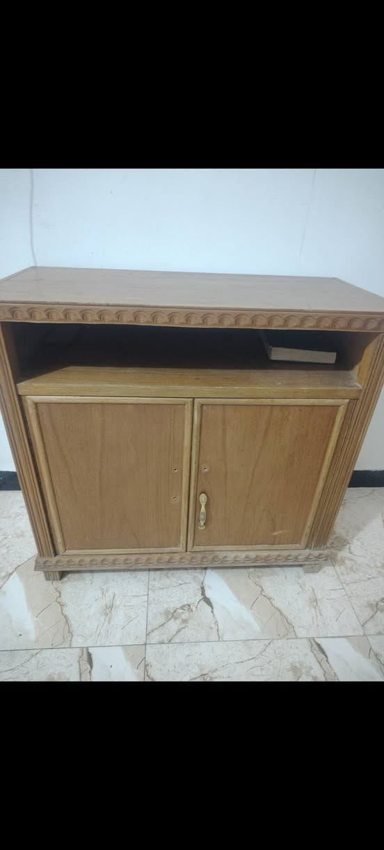 السلام عليكم غرفه نوم للبيع صاج تفصال سويتها بمليونين ونص سعرها ٧٥٠ الف *********** بغداد الكريعات
