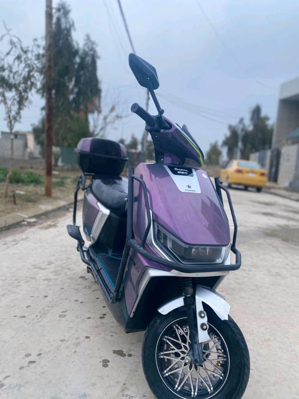 دراجه شحن ماتركس 
6بطاريات دبل 
ملف 1500W
شاشه ايباد الجبيره 
مدرعه لايت زنون بريك دسك دهن
الموصل الايسر يارمجه ال 95