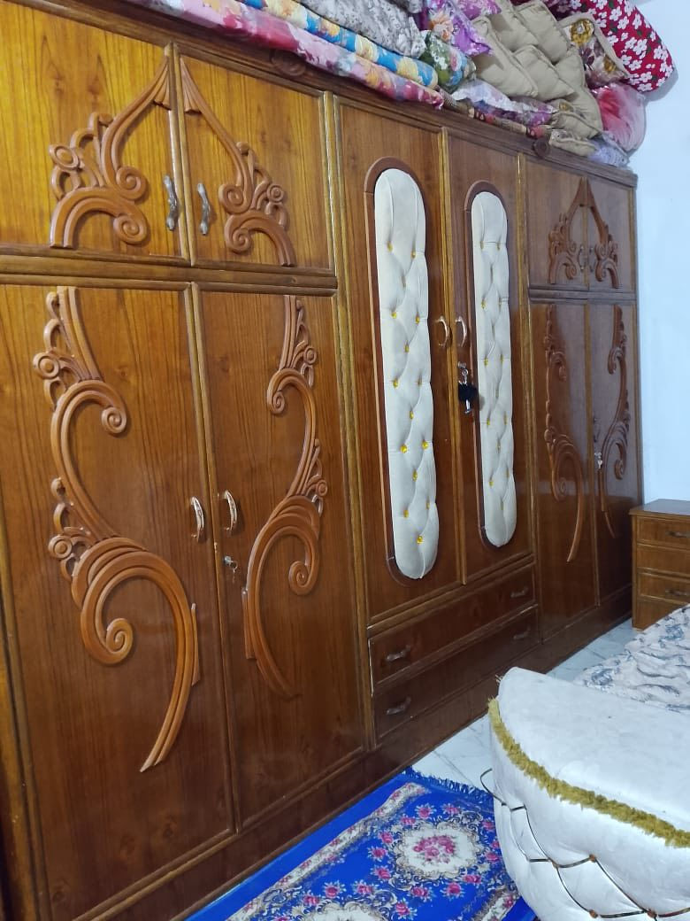 غرفه تسكام للبيع غرفه جديده مناقصه شي بيع مستعجل سعر الشراء بمليون و700 وسعر البيع بمليون قفل للاستفسار ***********
