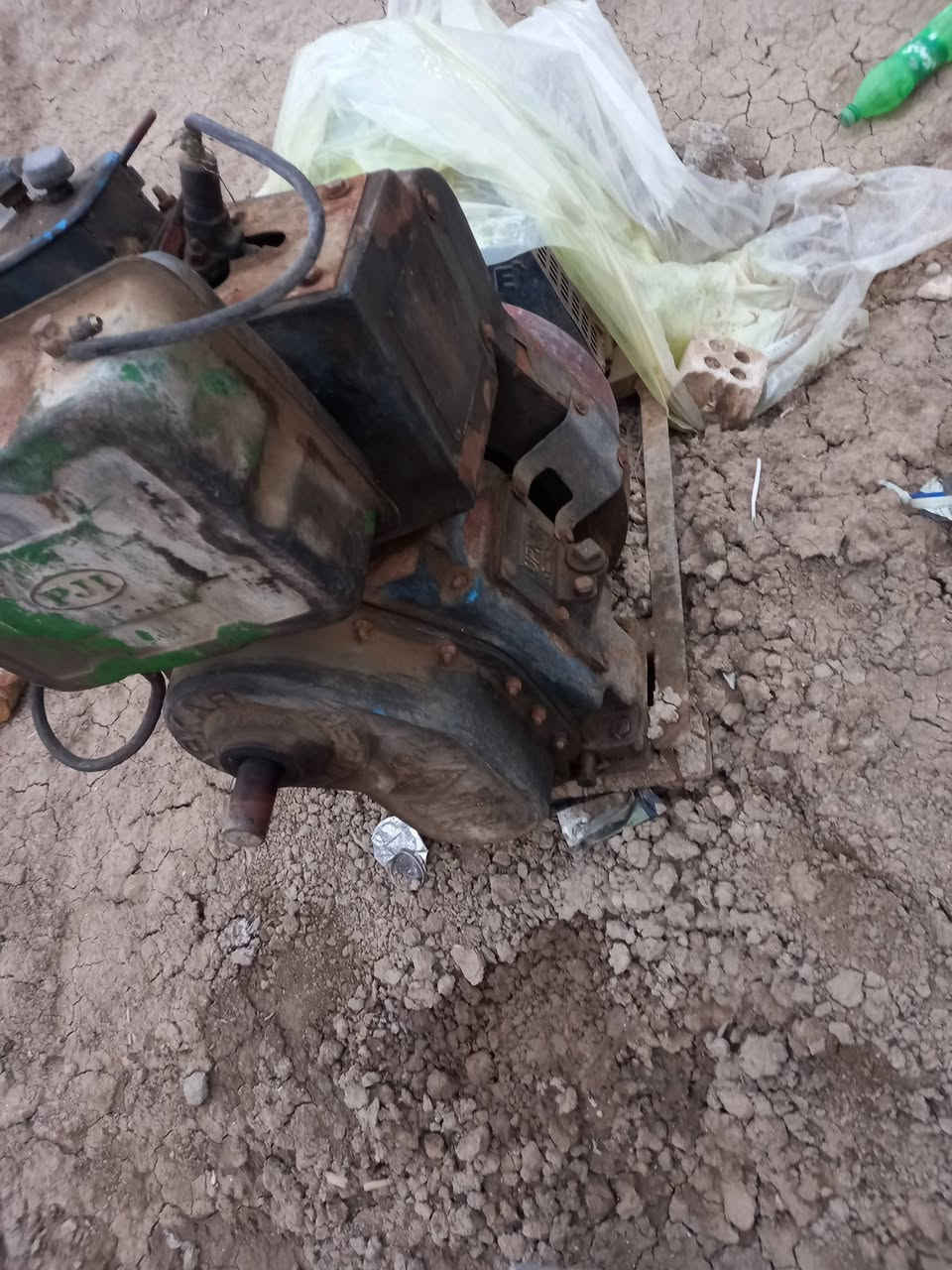 السلام عليكم للبيع مولد هندي اوبكار مكفول دينمه 7ونص كيفي السعر 450 وبيه مجال مكانه واسط صويره استفسار اكثر اتصل على الرقم ***********
