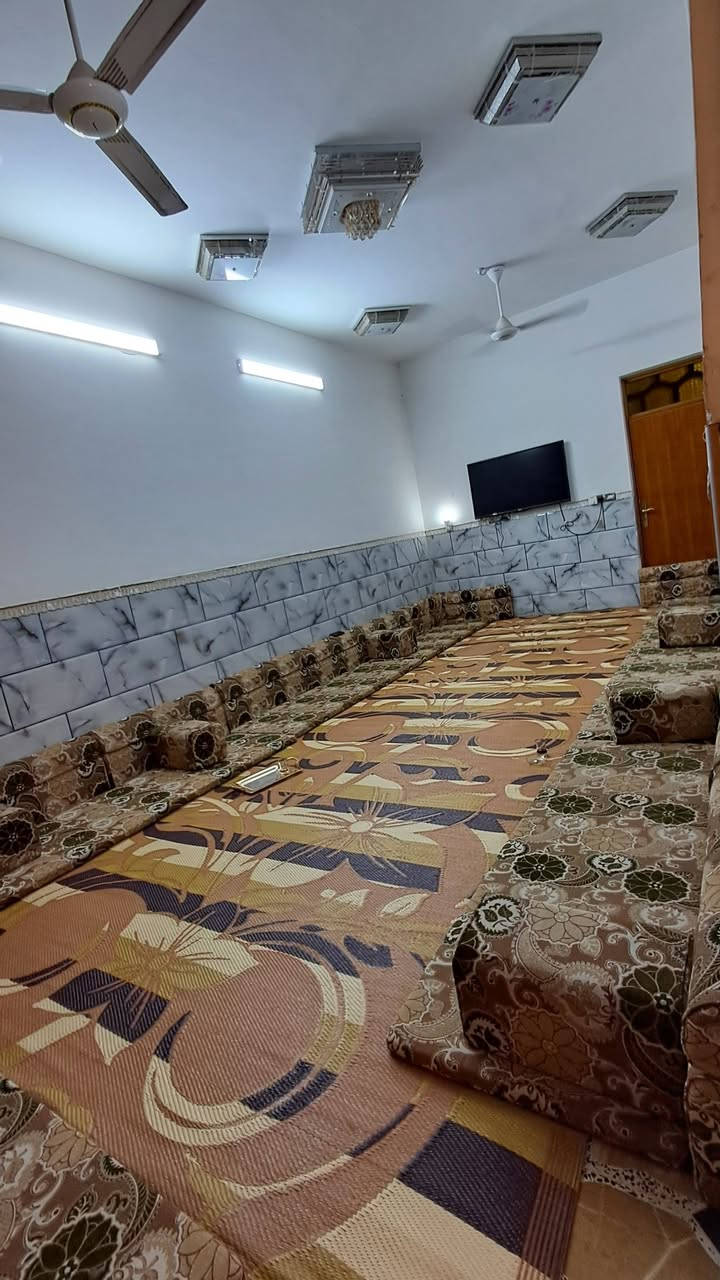 بسم الله توكلنا على الله
دار  للبيع المساحه 250متر ركن طابقين 
مكان البيت منطقه الدبيسات قرب مستشفى الحكيم 
الإستفسار 
***********
