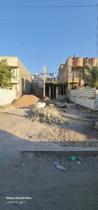 للبيع 75واجهة 5ونزال15متر امامها تشجير ابكدهة البناء درجة اولى ثلاث طو...