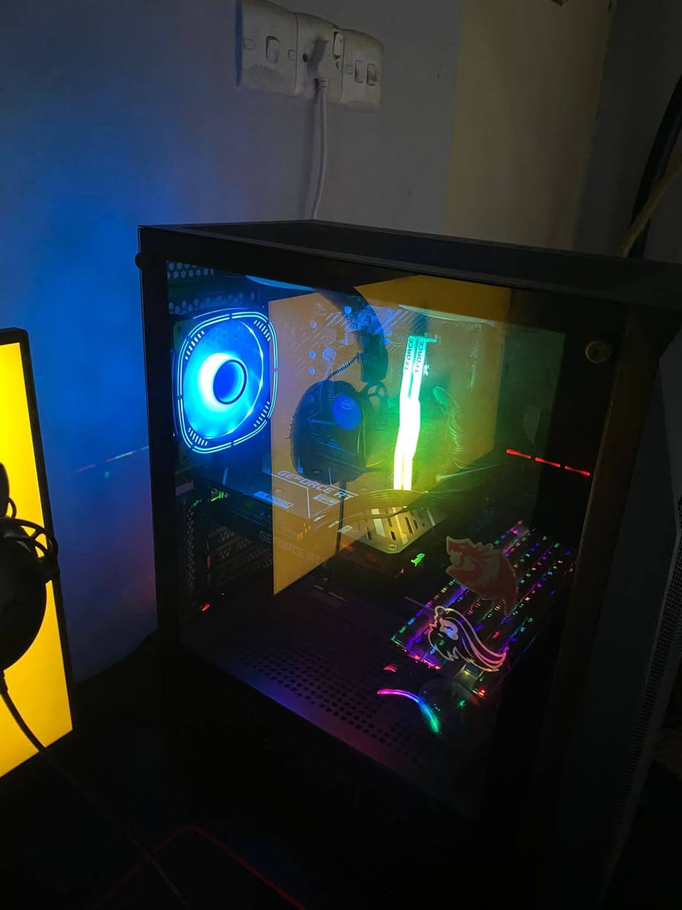 سلام عليكم تجميعه كامله للبيع ما عده اليوبي اسات المواصفات موجوده بالصور


**إذا كنت صاحب هذا الإعلان وتريد حذفه لأي سبب، رجاءا أرسل رسالة إلى الدعم الفني**