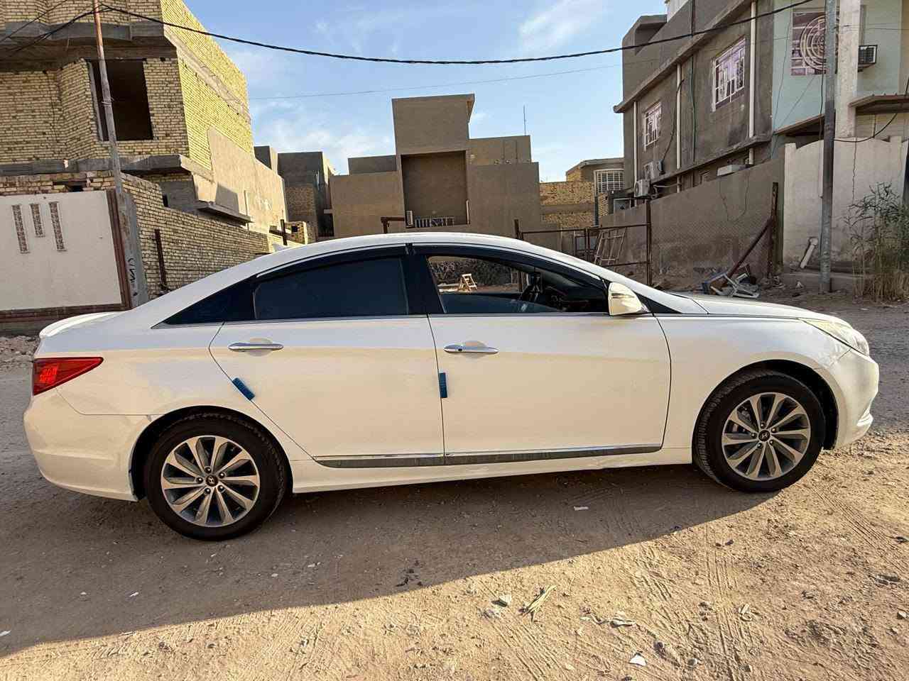 سوناتا ٢٠١٣ كوري خط واحد رقم بغداد تحويل مباشر محرك ٢٠٠٠ دوش بدون ضربة ولاتبديل قفط قمارة قليل صبغ اثر مكان براغي علامة عداهة كفالة جاهزة محرك كير وحدادية مكان الديوانية سعر ٩٥ ومجال *********** ديوانية, القادسية
