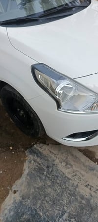 نيسان صني مديل 25 رقم اربيل ماشيه 40 بسمي السعر 123 وبيها مجال حك الجي...