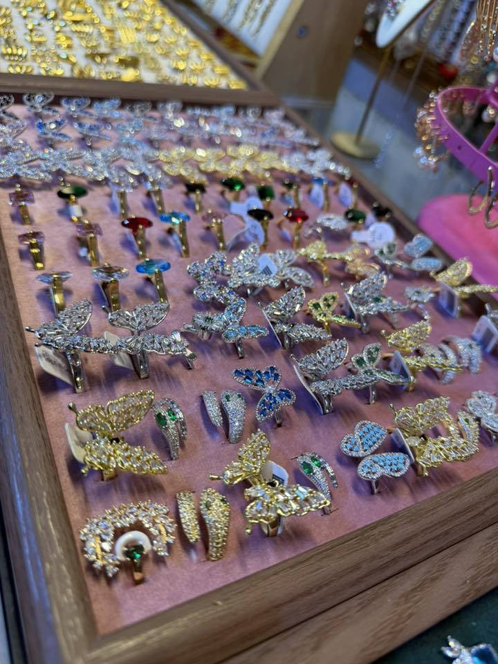 اكسسوارات الريس 💎🔥 تخفيضات على كل البضاعه + بضاعه جديده وصلت 🔥 ريوسي كل مناسبه يسوي تخفيضات طويريج شارع كنوش مجاور كوزمتك فيولا  أسعار بلاش البلاش والبضاعه مالتي معروفه 🔥💎


**إذا كنت صاحب هذا الإعلان وتريد حذفه لأي سبب، رجاءا أرسل رسالة إلى الدعم الفني**