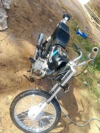 دراجه. لبيع سيجي  موديل 23كلك دراجه نضيفه وحلوه  السعر 350بيه مجال لطي...