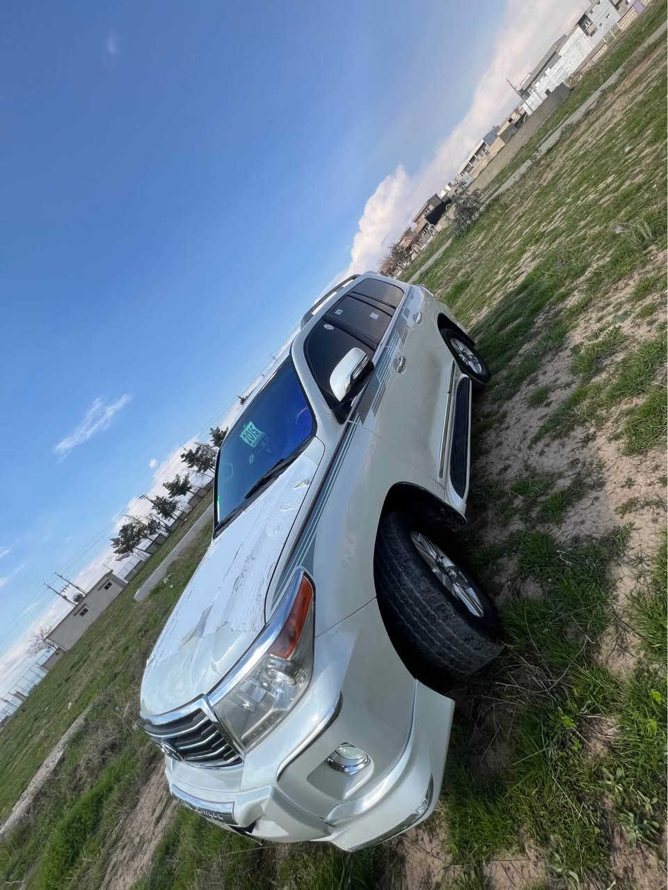 وەنەوشە 2015 
موس براوەی نیە دەعمو لیدرای نیە 
زەمان دوبەی بەشەرت دوبەی 
سعري 168 معامه له 
8پستنە گێیر مەکینە بەشەرت تەقەو رەقەو کارەبای بەشەرت سەیارەکە پاک ماوەتەوە 154هەزار هەقیقی رۆشتوە مەسرەفی سەنتیکی تیا نیە کامل جوانکاری بو کراوە هایدرولیکی گیرو مەکینەو ئەکسلیشم گوریوە ئەیبیئیس بیلاد بەشەرت شوين كؤيه موشته ري ته له فون بكه :*********** فایبەرو واتسئەپم لەسەر ئەم ژمارەیە كويسينجاك, أربيل
