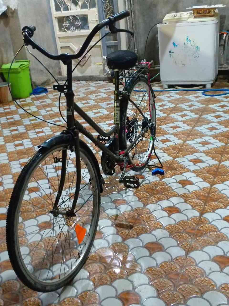 السلام عليكم بايسكل البيع السعر 95الف  بي مجال  لريد يتواصل عاه هذه الرقم***********
