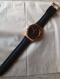 سواج مستعمل كالجديد  كافة الملحقات ضمان علبة كتلوك سير ربر نظام الشهر ...