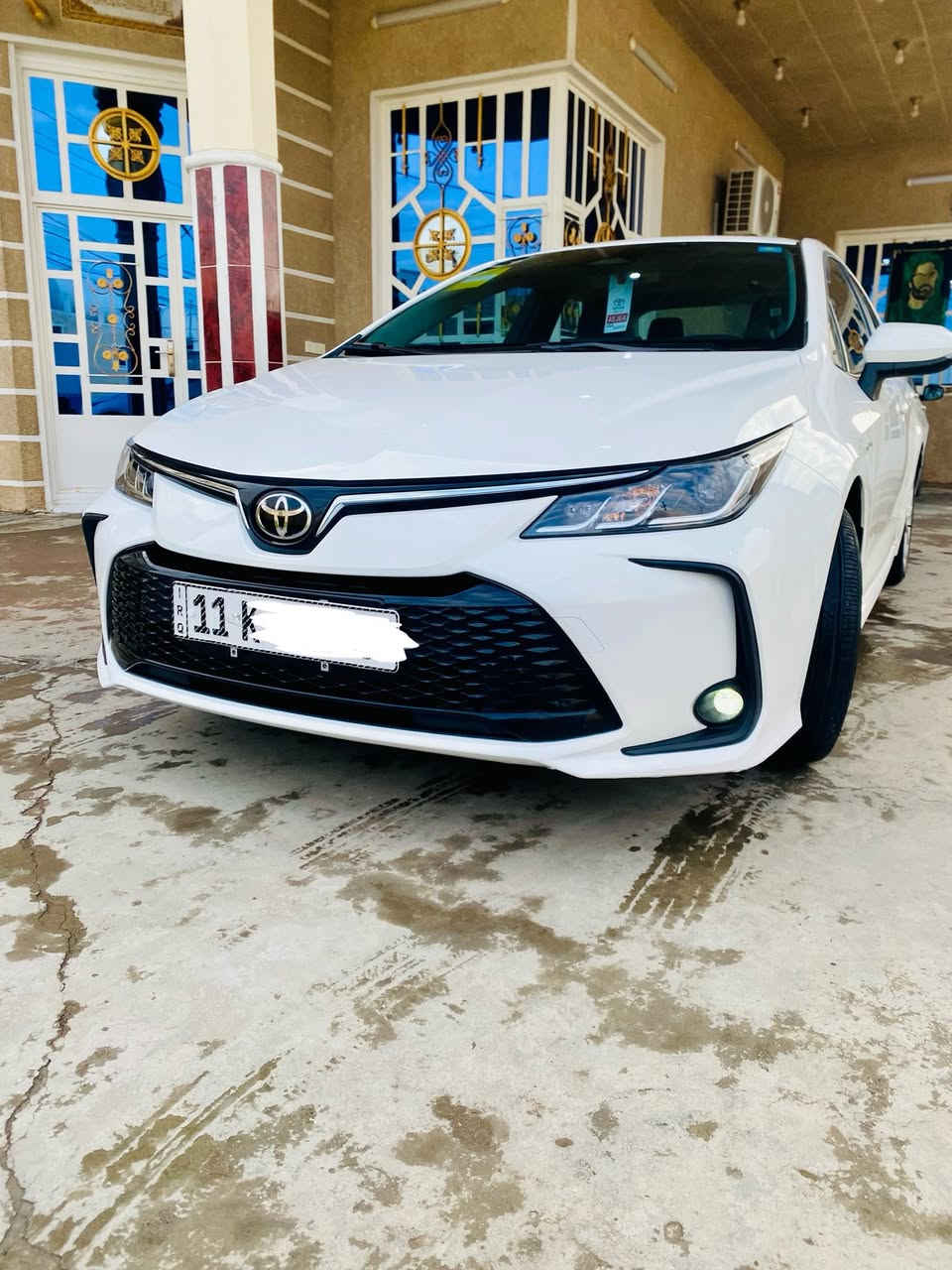 السلام عليكم
لبيع كورلا هايبرد 2025 شكل الخليجي 
رقم بغداد الجديد تحويل مباشر بسمي 
مكفوله كفاله عامه 
المواصفات 
كشنات جلد // بصمه ابواب // بصمه تشغل // سلايت // سايد بريك كهرباء //اوتو هولد // تبريد قطعتين // تبريد شاشه // 
تحديد مسار // رادار امامي // 
معروف مواصفات الكورلا 
مكان السيارة بغداد 
ماشيه (11) KM
السعر (158)وبيها مجال 
الاتصال ***********
